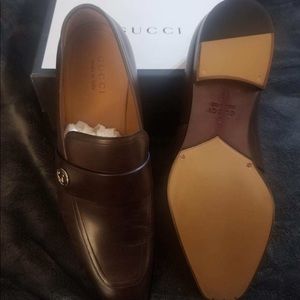 Chocolate brown Gucci Broadwick loafers